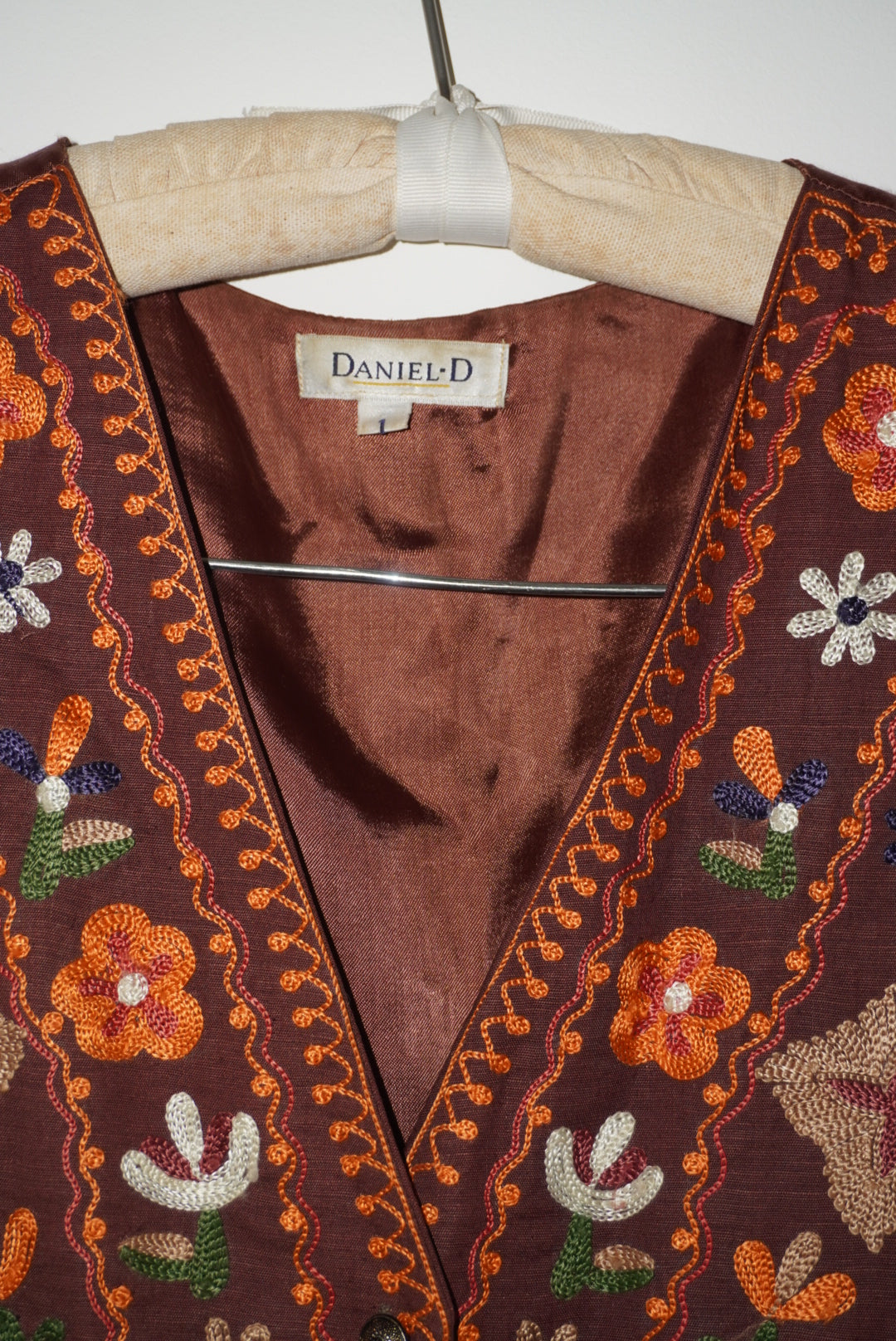 90's Embroidered Vest