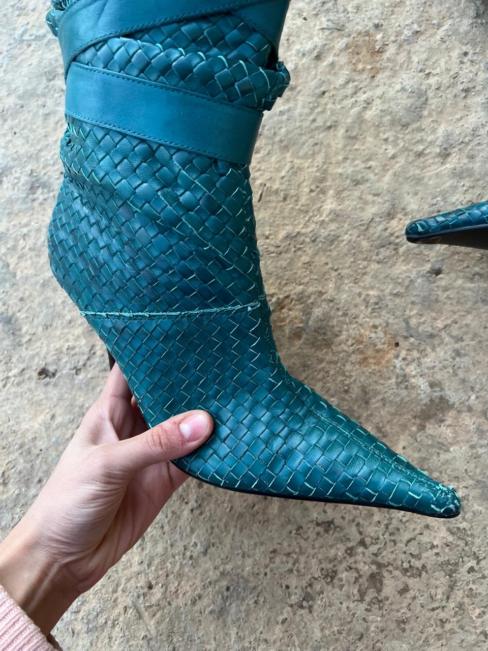 Vintage 90s Faith Solo El Dantes Pointy Leather Wrinkled Boots