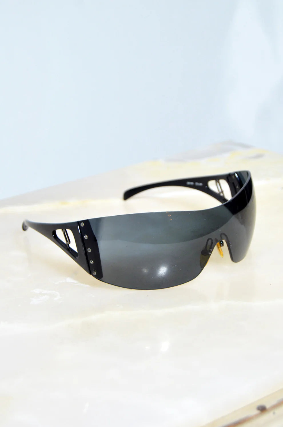 Vintage POLICE Shield Sunglasses — Black