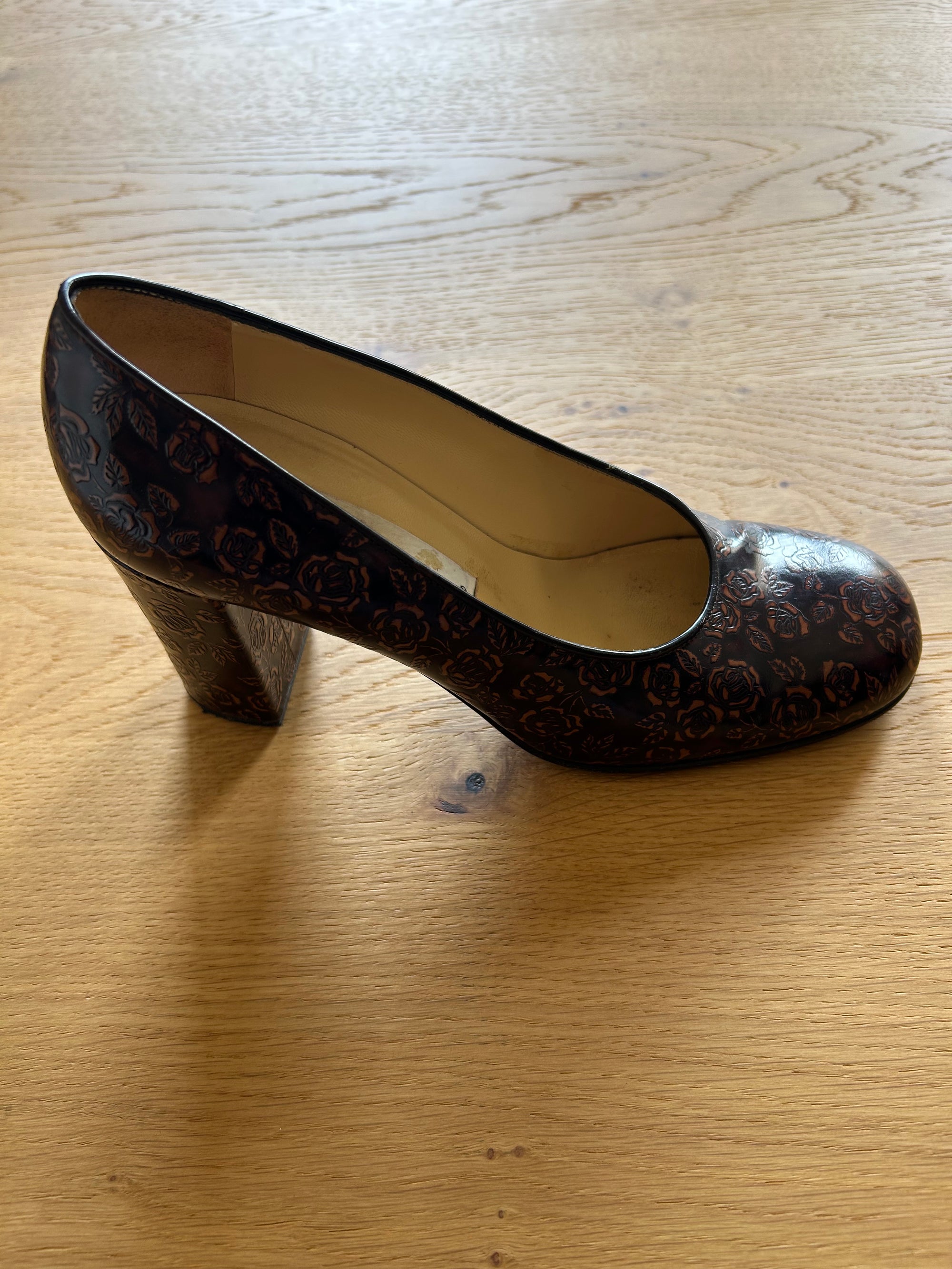 Dolce & Gabbana Floral Pumps