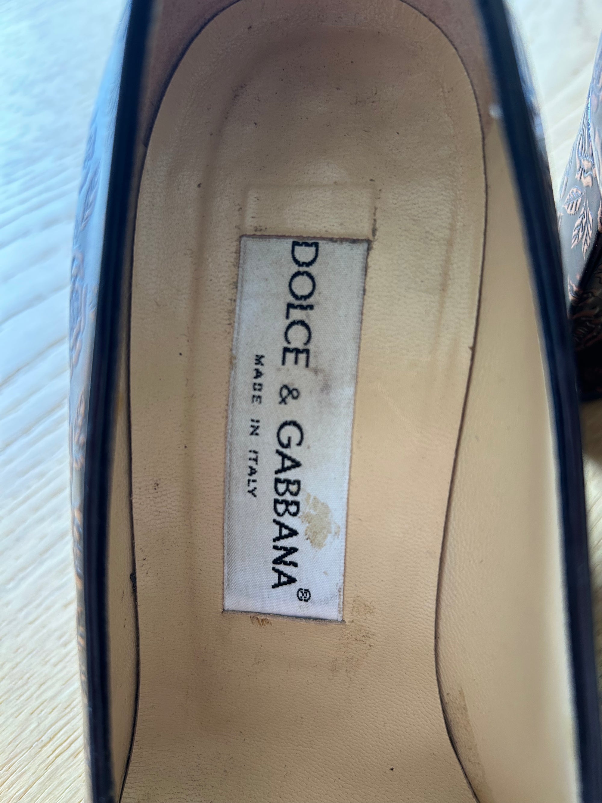 Dolce & Gabbana Floral Pumps