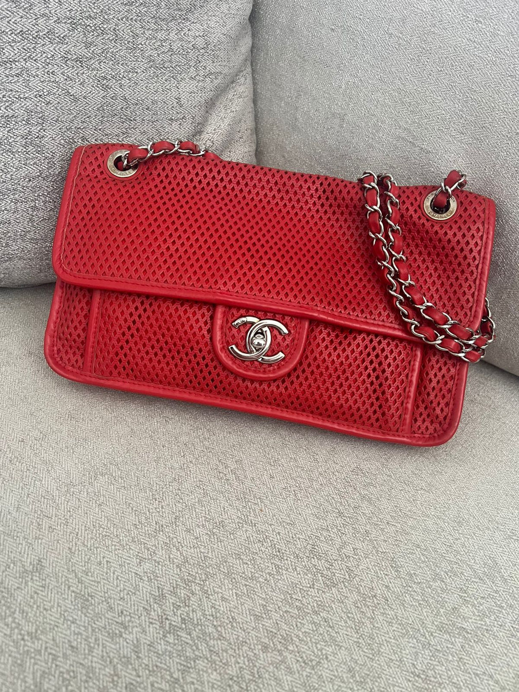 Chanel bag medium size