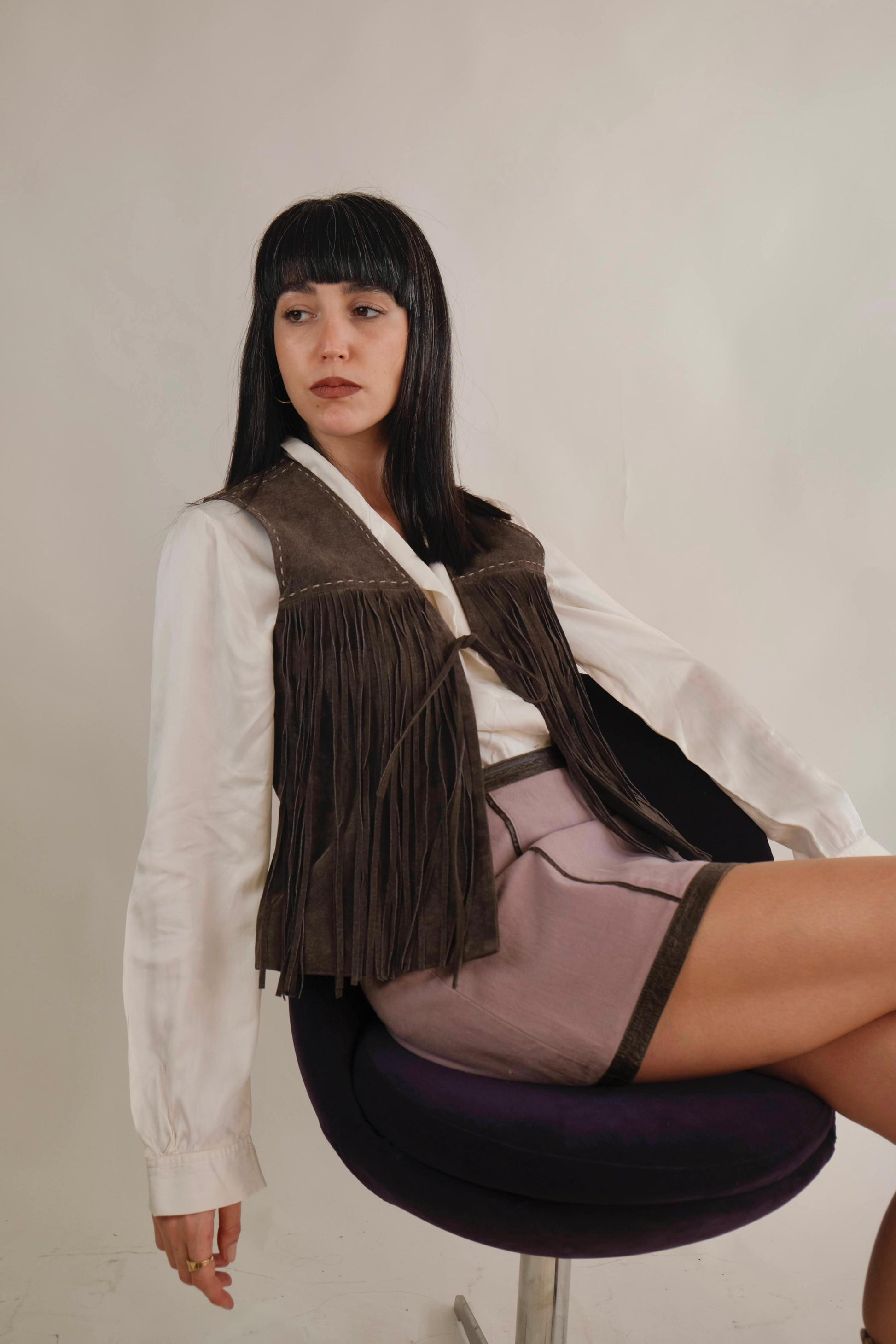 Vintage skirt with leather piping