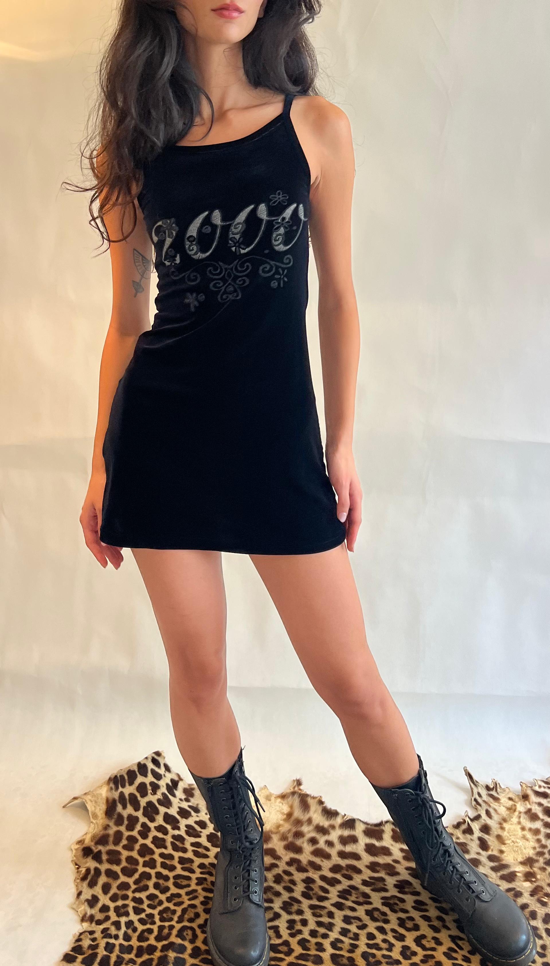 Y2K velvet black dress