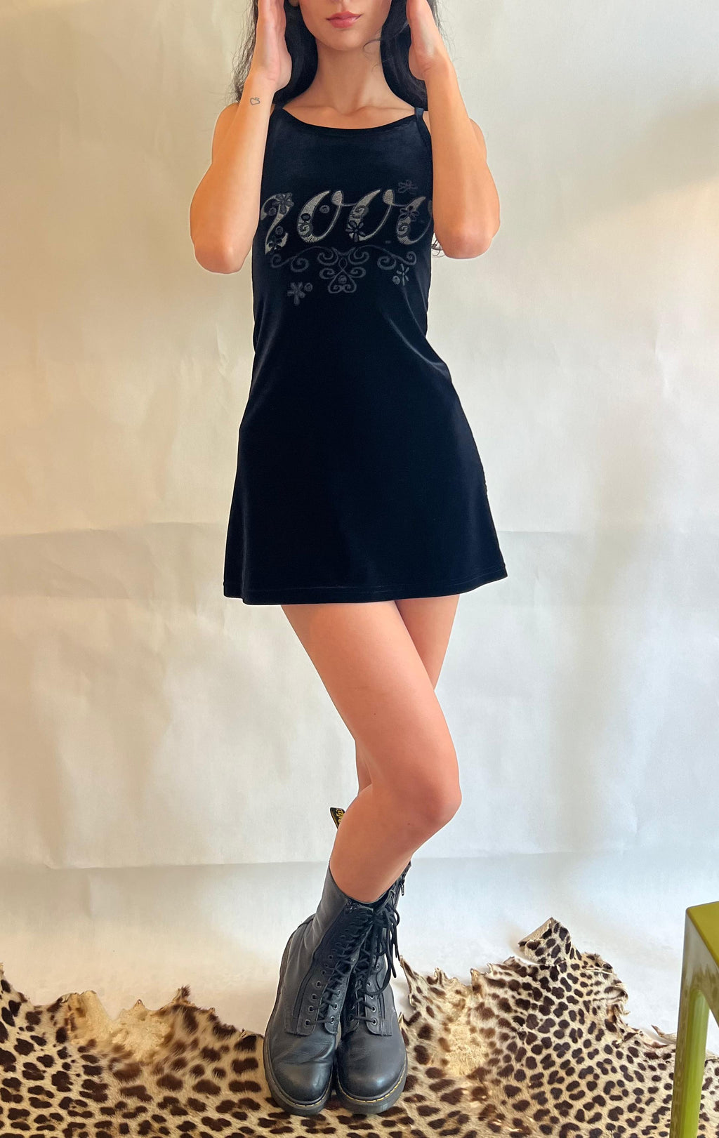 Y2K velvet black dress