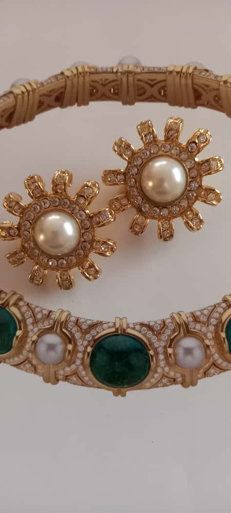 Flower Cluster Pearl Earrings