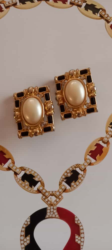 Neo-Baroque vintage find