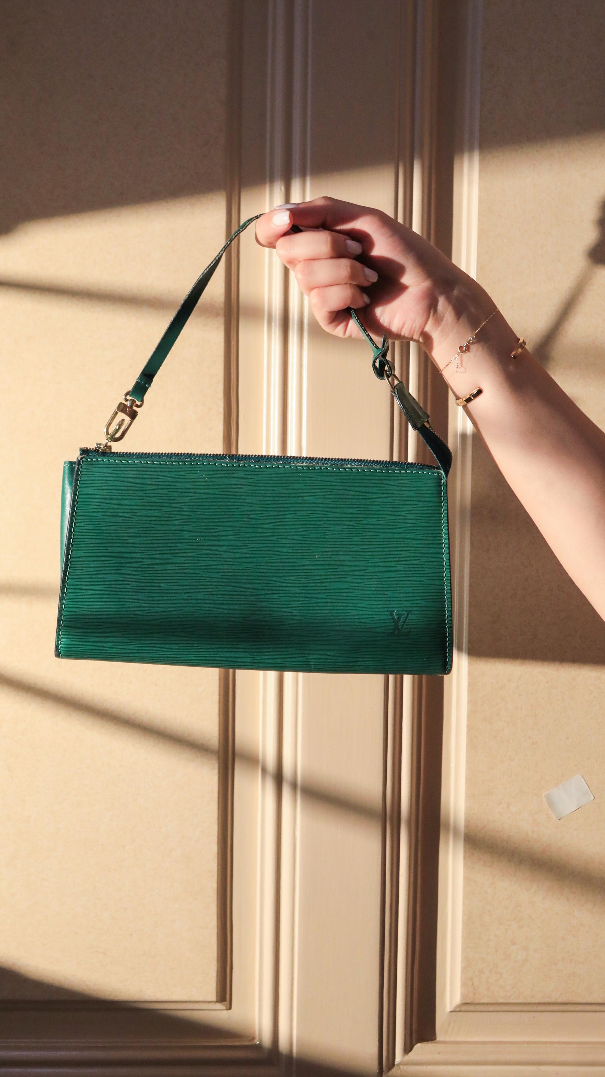 Louis Vuitton Epi leather Pochette 