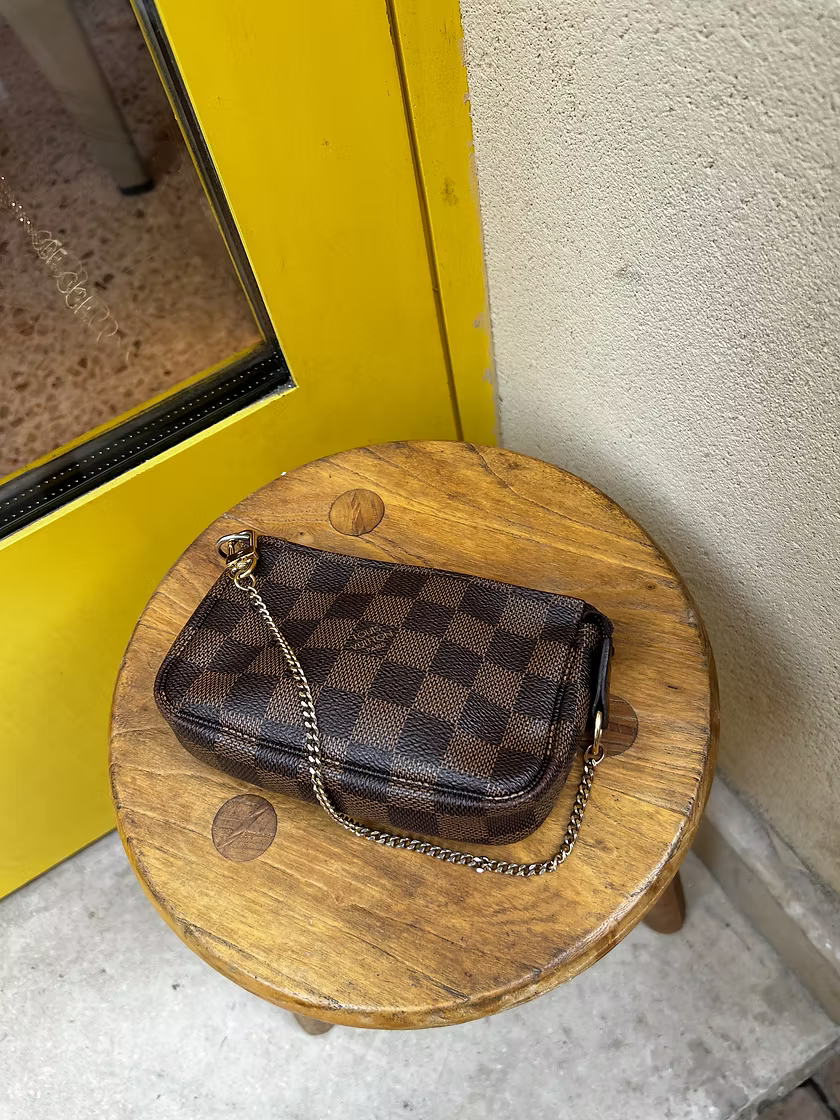 Vintage Louis Vuitton Pochette Accessoires Damier