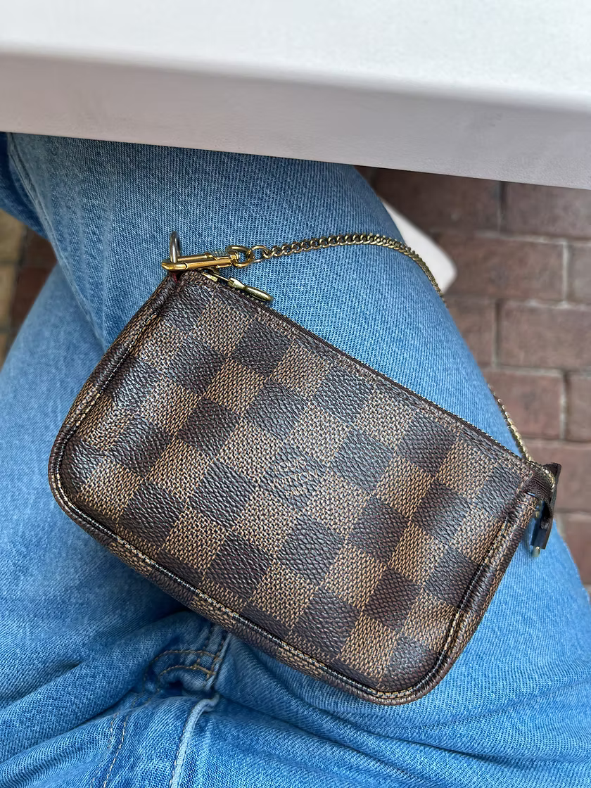 Vintage Louis Vuitton Pochette Accessoires Damier